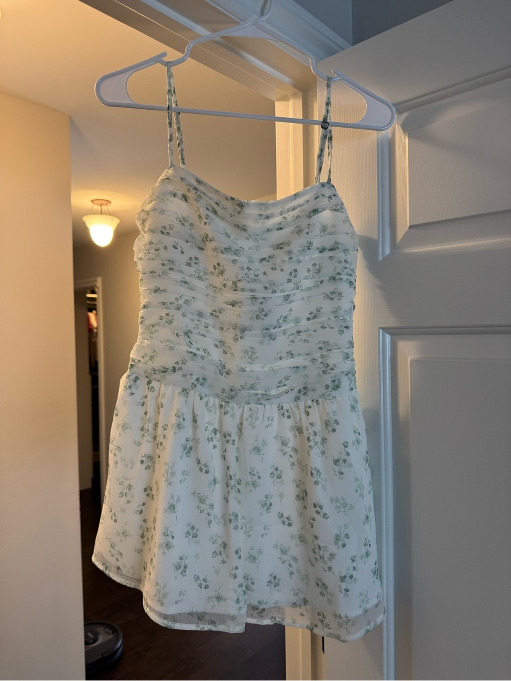 Hollister White Floral Spaghetti-Strap Sundress